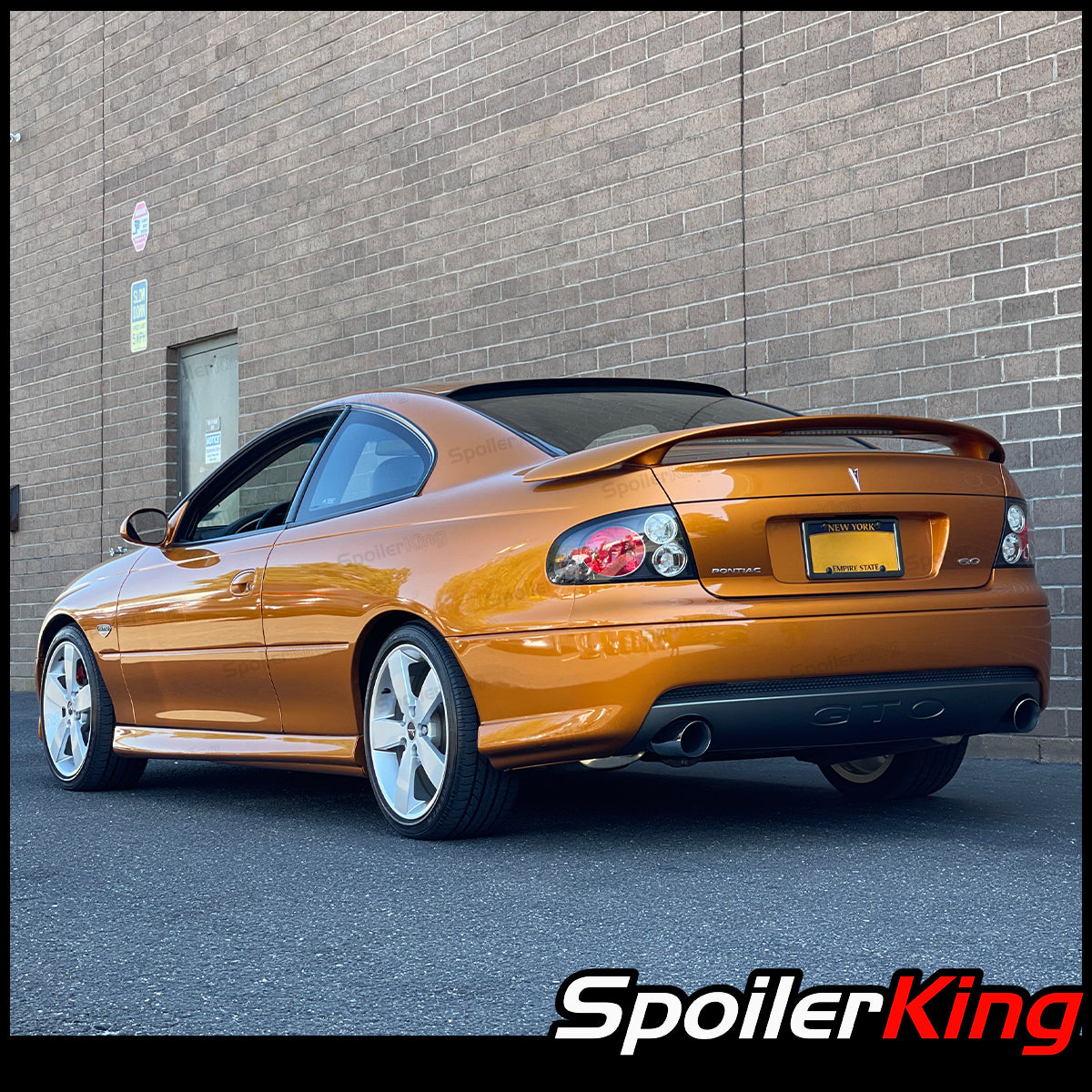 Pontiac GTO 2004-2006 Rear Window Roof Spoiler (284R) – SpoilerKing